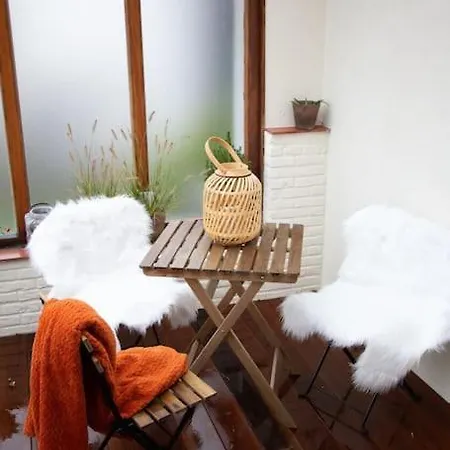 Avondgroet Ruim Terras *