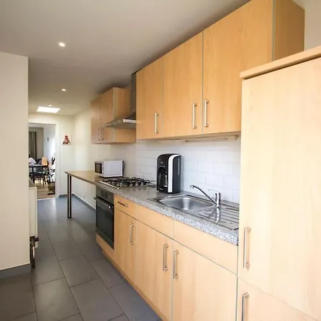 Avondgroet Ruim Terras *